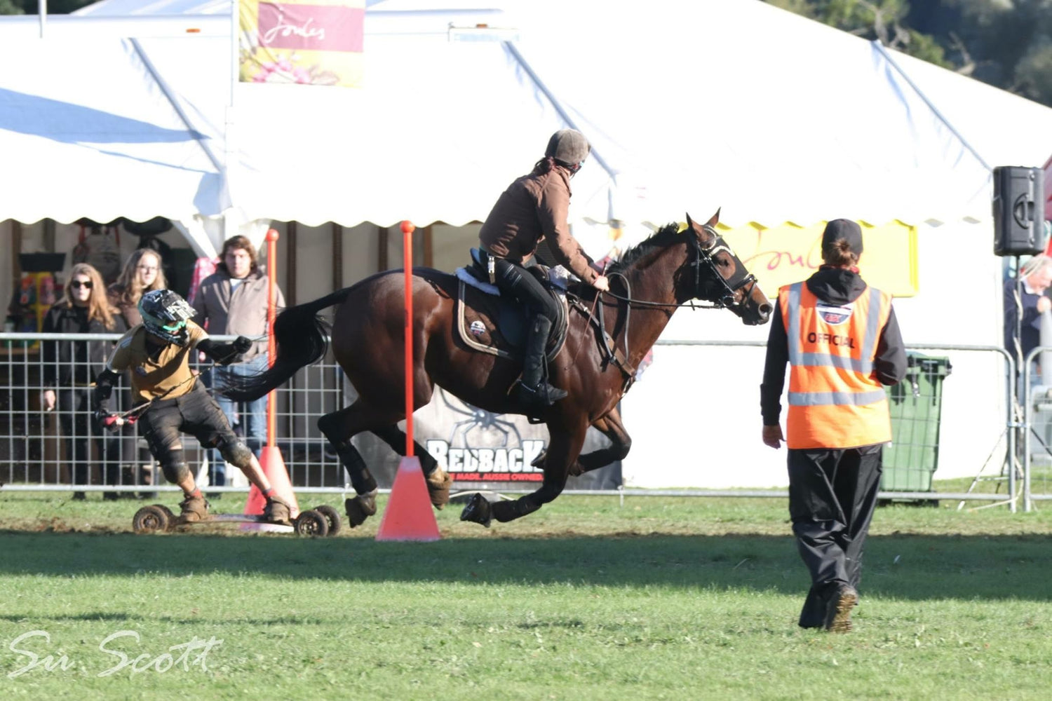 Sponsors Of The UK Horseboarding Championship